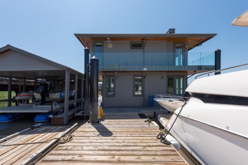 4379 River Road W, Delta, BC - Outdoor