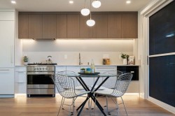 1137 33rd Avenue W Vancouver, BC V6M 1A3