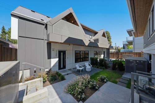 1145 33Rd Avenue W, Vancouver, BC 