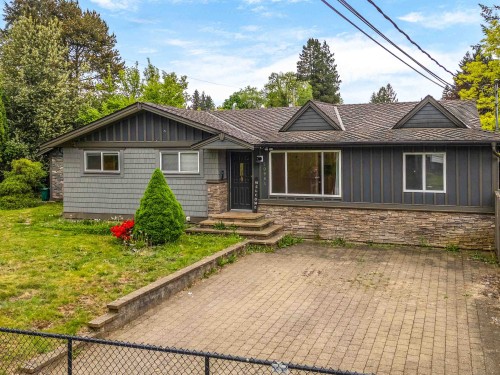 20984 118 Avenue  Maple Ridge, BC V2X 2M7