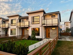 1978 Osprey Drive Tsawwassen, BC V4M 0E8