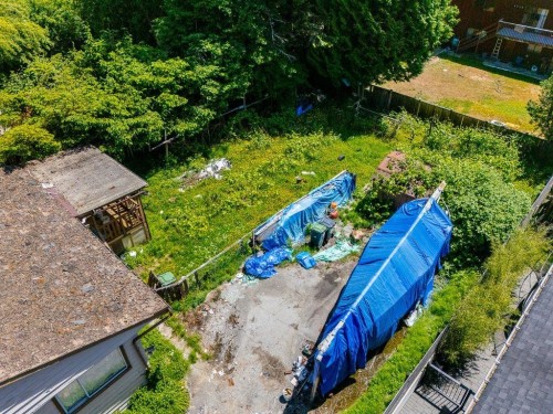 2465 Keats Road, North Vancouver, BC - Outdoor