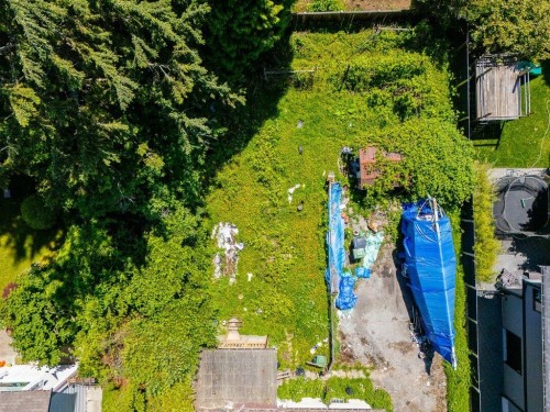 2465 Keats Road, North Vancouver, BC - Outdoor