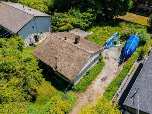 2465 Keats Road, North Vancouver, BC - Outdoor