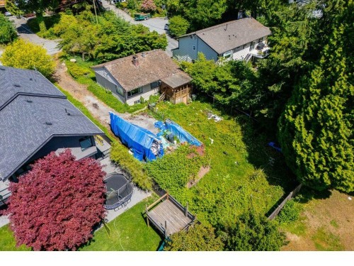 2465 Keats Road, North Vancouver, BC - Outdoor