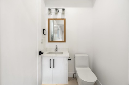1-950 W 17Th Avenue, Vancouver, BC 