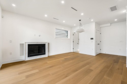 1-950 W 17Th Avenue, Vancouver, BC 