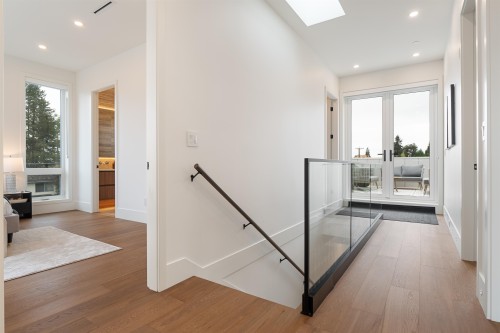 948 57Th Avenue W, Vancouver, BC 