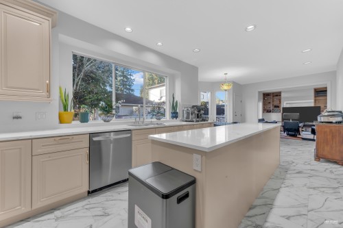 6835 Heather Street, Vancouver, BC 