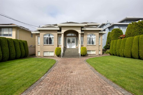 7969 Macpherson Avenue, Burnaby, BC 