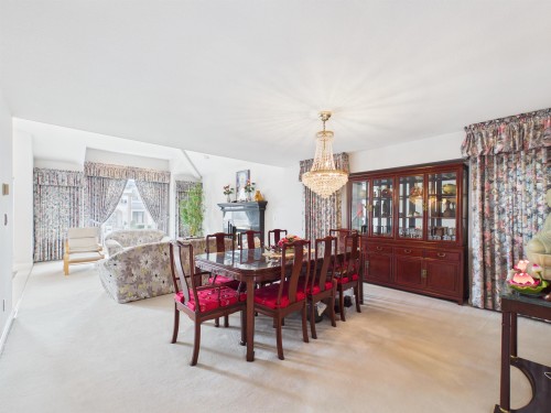 7969 Macpherson Avenue, Burnaby, BC 