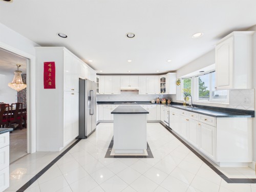 7969 Macpherson Avenue, Burnaby, BC 