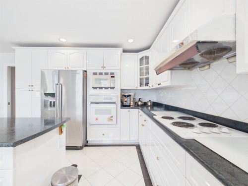 7969 Macpherson Avenue, Burnaby, BC 