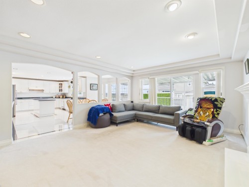 7969 Macpherson Avenue, Burnaby, BC 