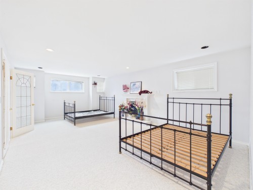 7969 Macpherson Avenue, Burnaby, BC 