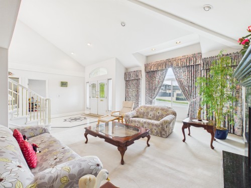 7969 Macpherson Avenue, Burnaby, BC 