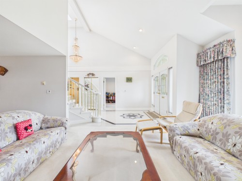 7969 Macpherson Avenue, Burnaby, BC 