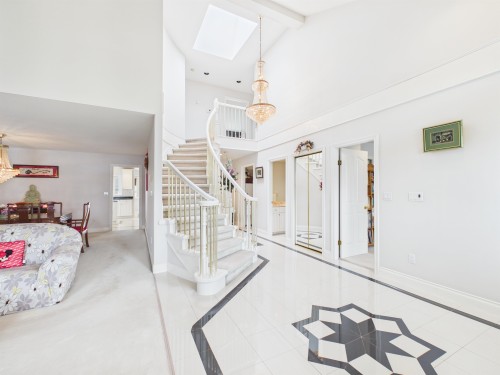 7969 Macpherson Avenue, Burnaby, BC 