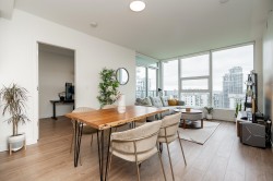 1806-595 Austin Avenue  Coquitlam, BC V3K 0G7