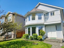 3523 Napier Street  Vancouver, BC V5K 2X8