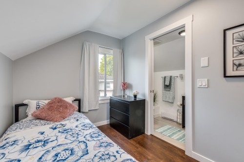 1276 Douglas Road, Burnaby, BC 