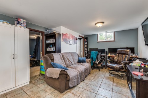 1276 Douglas Road, Burnaby, BC 