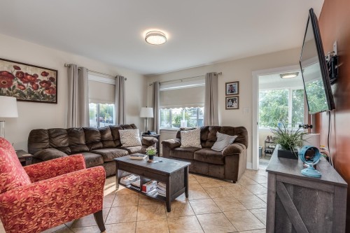 1276 Douglas Road, Burnaby, BC 