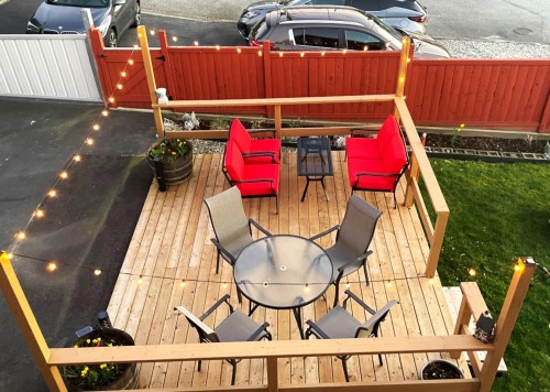1276 Douglas Road, Burnaby, BC 