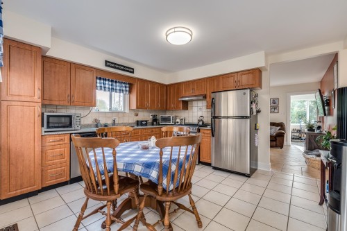 1276 Douglas Road, Burnaby, BC 