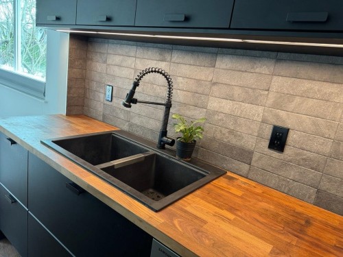 2790 12Th Avenue W, Vancouver, BC 