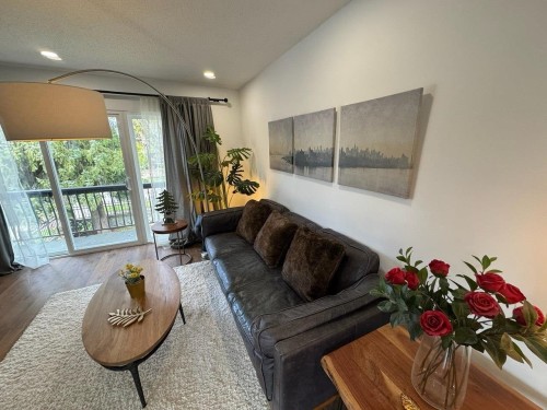 2790 12Th Avenue W, Vancouver, BC 