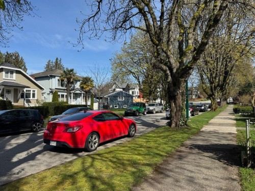 2790 12Th Avenue W, Vancouver, BC 