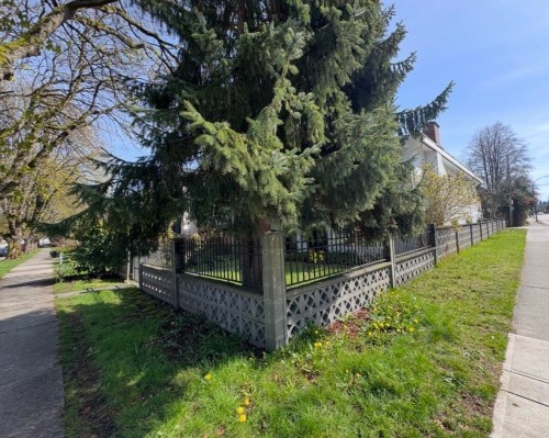 2790 12Th Avenue W, Vancouver, BC 
