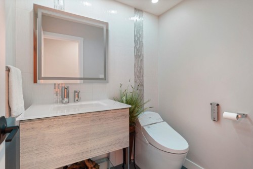 4778 Meadfeild Court, West Vancouver, BC 