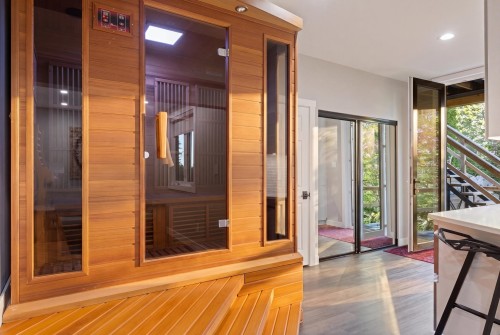 4778 Meadfeild Court, West Vancouver, BC 