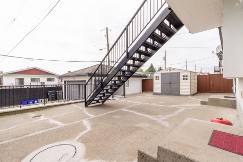 392 63Rd Avenue E, Vancouver, BC 