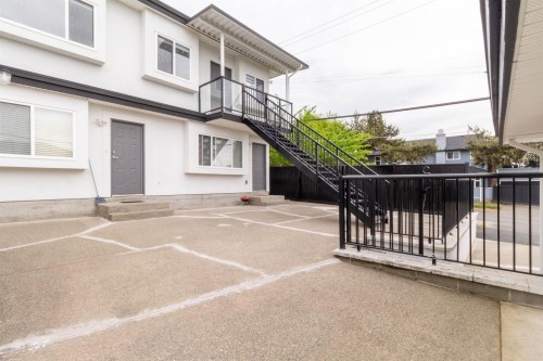 392 63Rd Avenue E, Vancouver, BC 