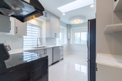 392 63Rd Avenue E, Vancouver, BC 