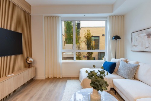 110-2050 Glenaire Drive, North Vancouver, BC 