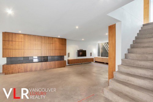 4883 College Highroad, Vancouver, BC 
