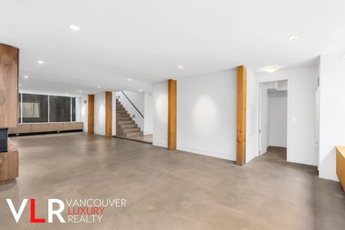 4883 College Highroad, Vancouver, BC 