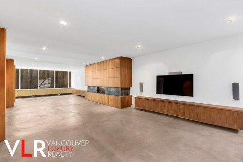4883 College Highroad, Vancouver, BC 