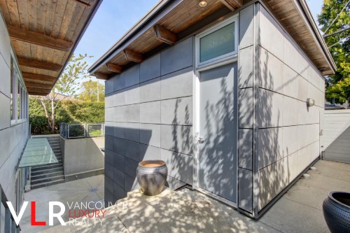 4883 College Highroad, Vancouver, BC 
