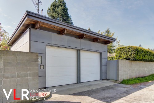4883 College Highroad, Vancouver, BC 