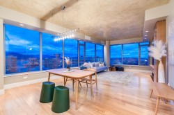 3204-667 Howe Street  Vancouver, BC V6C 0B5