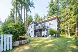 1590 Ocean Beach Esplanade  Gibsons, BC V0N 1V5