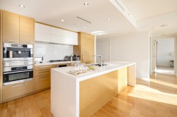 3001-667 Howe Street  Vancouver, BC V6C 0B5