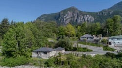 38139 Clarke Drive Squamish, BC V8B 0C8
