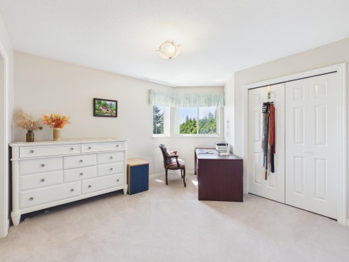 3022 Plateau Boulevard, Coquitlam, BC 