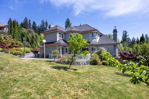 3022 Plateau Boulevard, Coquitlam, BC 